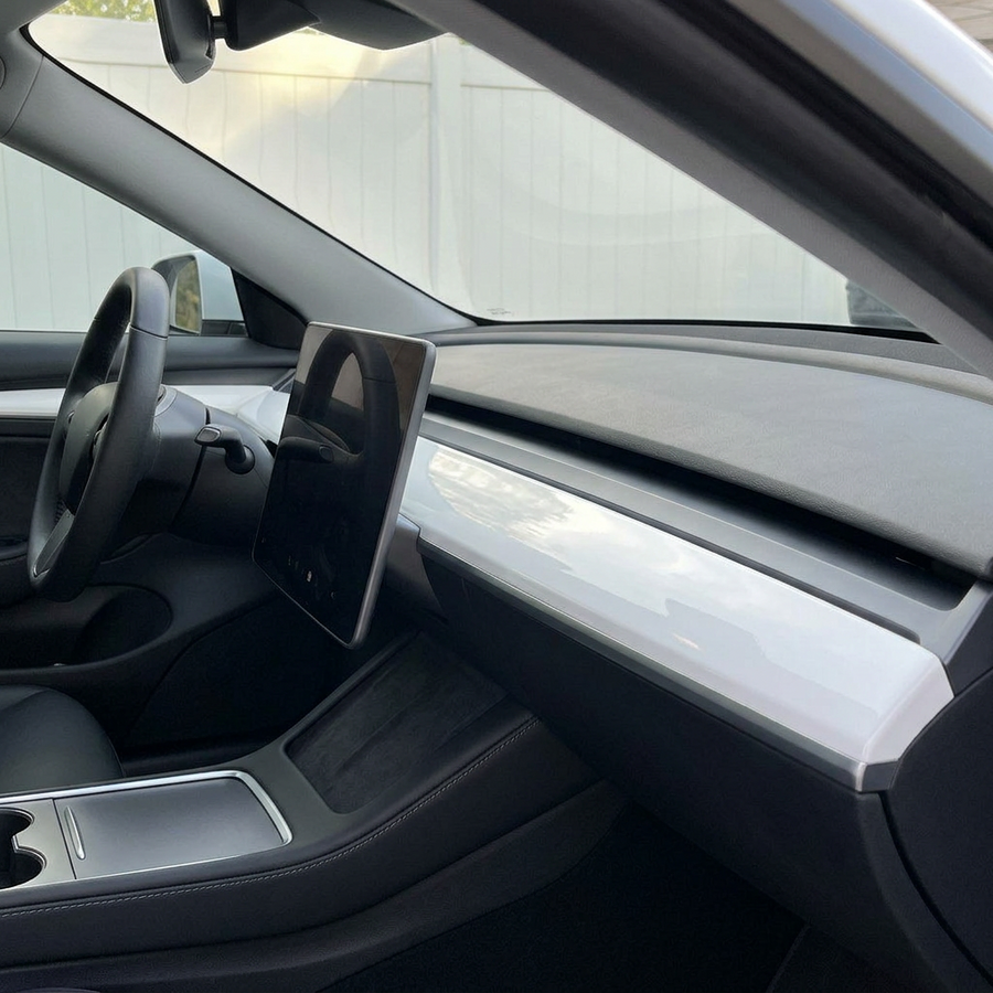 3M 2080 Gloss White folie, interiørdetalj dekket med folien